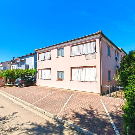 פאז'אנה Apartments 1282 מראה חיצוני תמונה